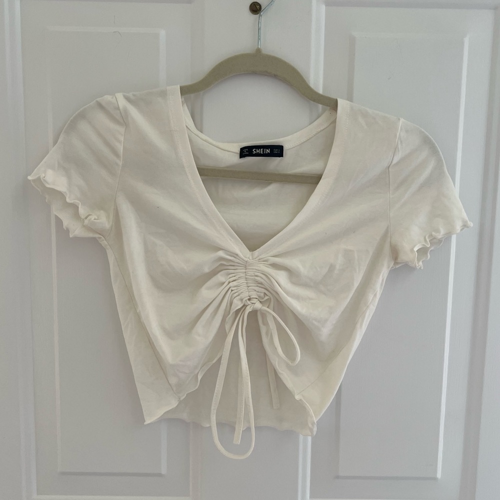 White cropped T-shirt